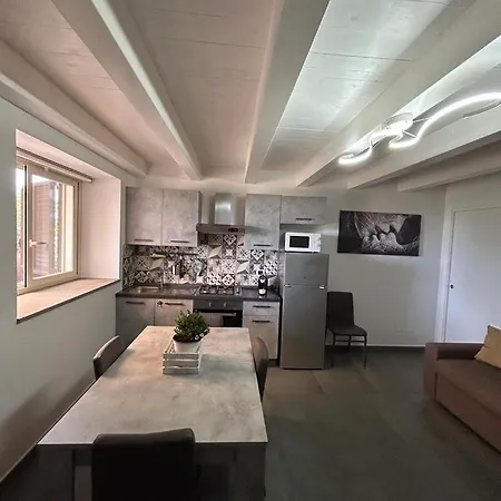 Emotional - Luxury House *